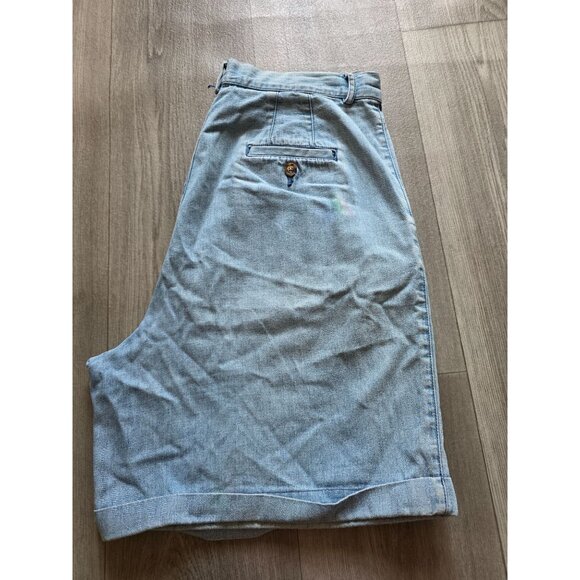 Vintage Talbots Womens Denim Pleated Shorts Size 12 Light Wash - Picture 2 of 4